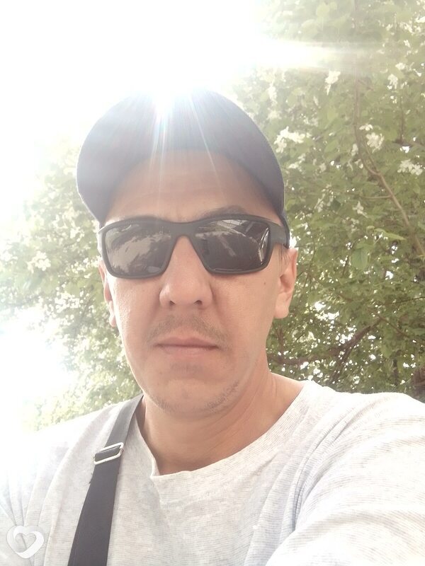 Александр, 40, Бийске — анкета №2245881