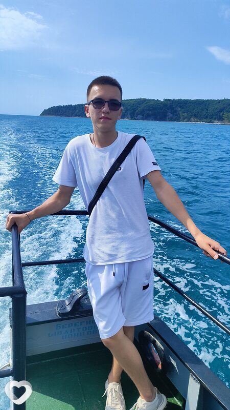 Николай, 19, Улан-Удэ — анкета №2246596