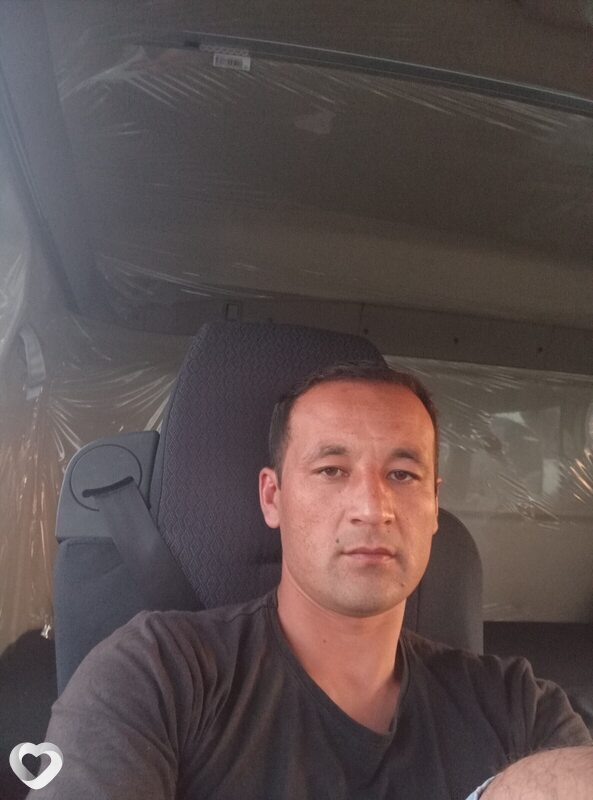 Ойбек, 29, Хабаровске — анкета №2246816