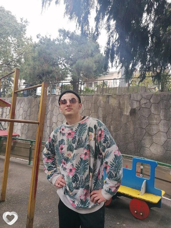 Олег, 23, Сочи — анкета №2246998
