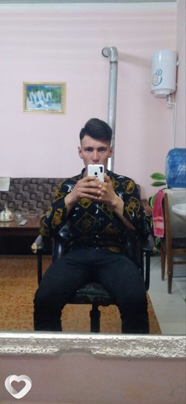 Жонй, 21, Екатеринбурге — анкета №2247330