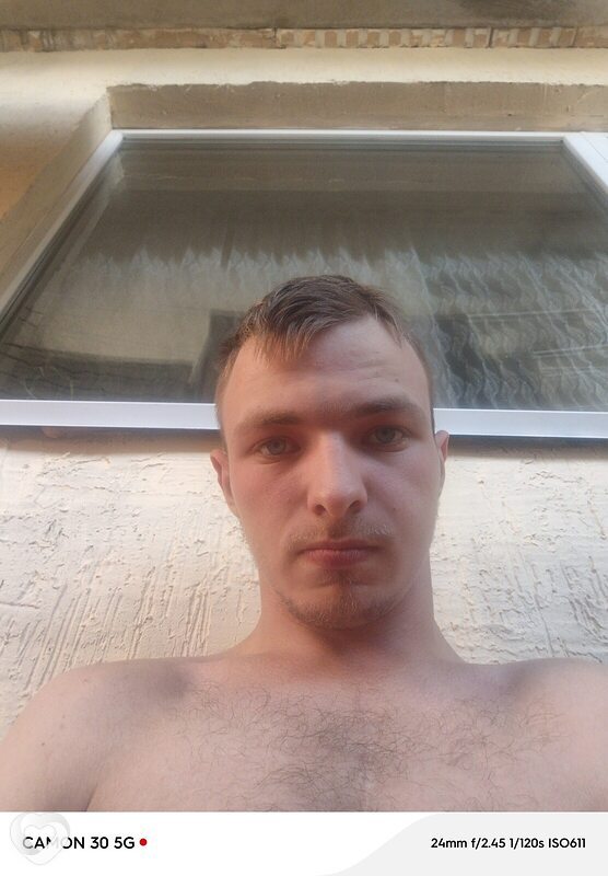 Андрей, 21, Кемерове — анкета №2247666