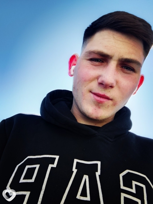 Николай, 27, Троицке — анкета №2248571