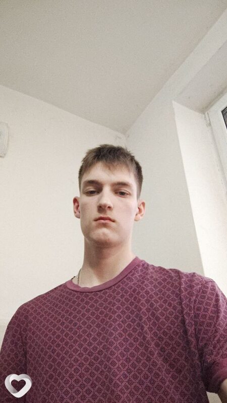 Артём, 19, Москве — анкета №2248635