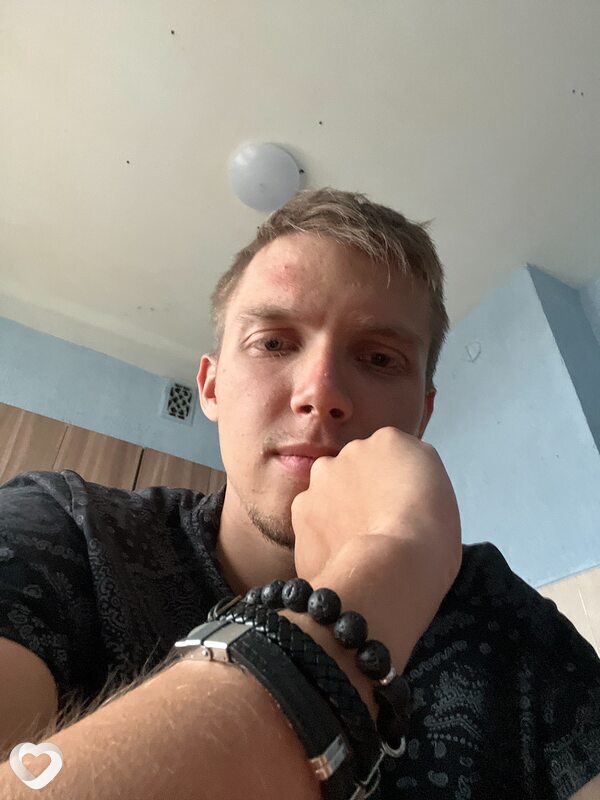 Илья, 25, Гомеле — анкета №2248349