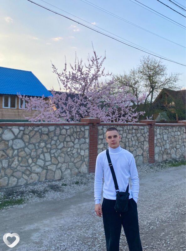 Данил, 21, Уфе — анкета №2249675