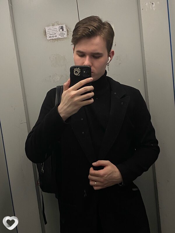 Дмитрий, 21, Норильске — анкета №2249657