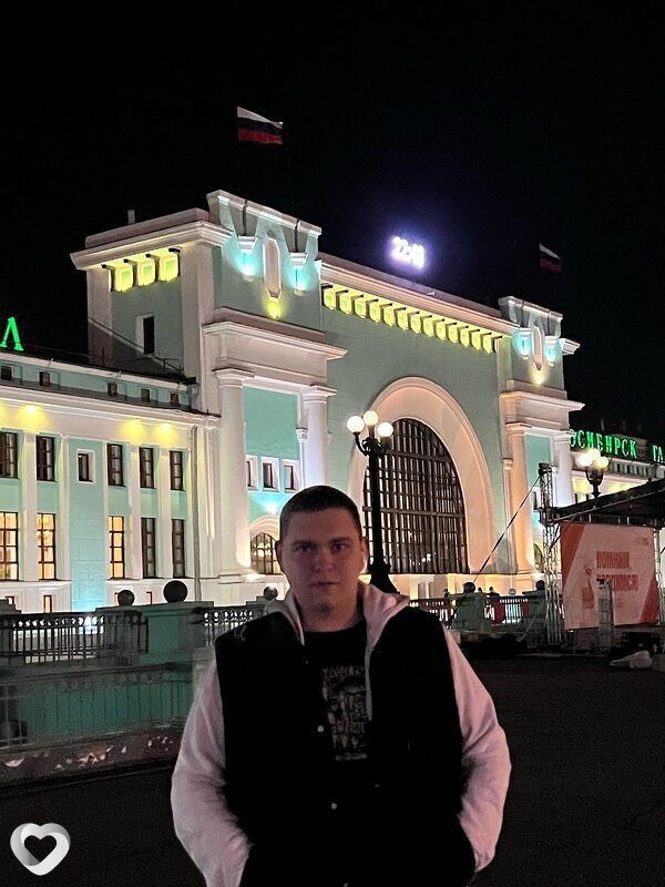 Павел, 19, Москве — анкета №2249774
