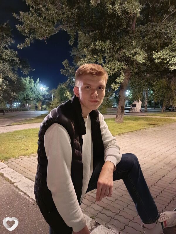 Кирилл, 19, Оренбурге — анкета №2249725
