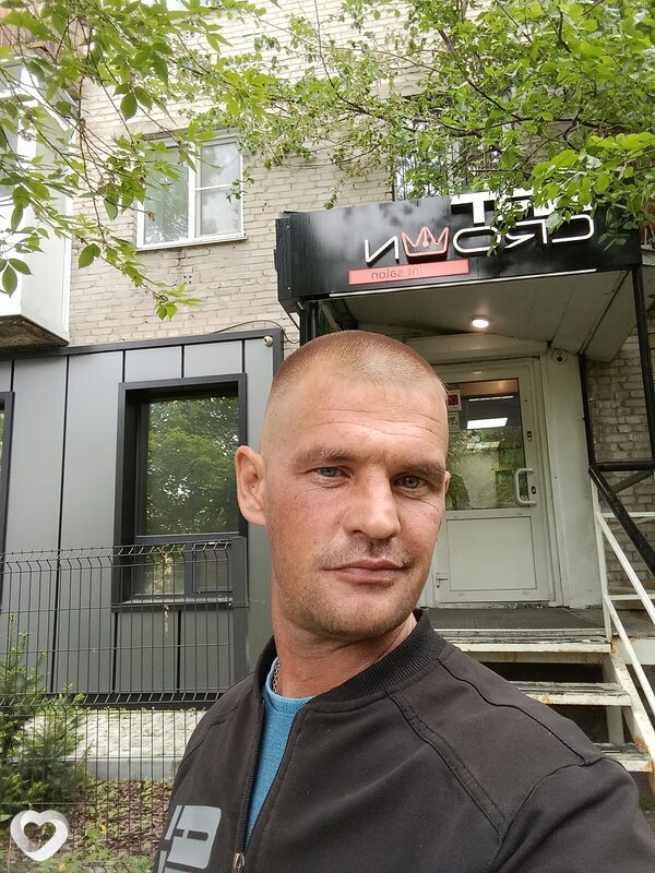 Максим, 40, Барнауле — анкета №2250706