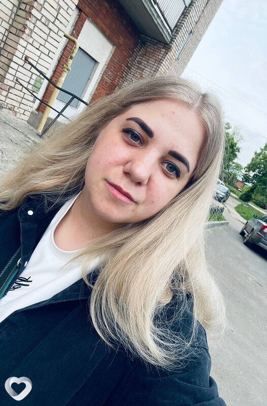 Настюша, 29, Якутске — анкета №2250384