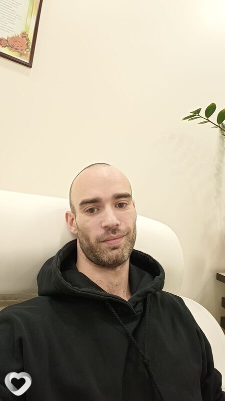 Alex, 29, Альметьевске — анкета №2250559