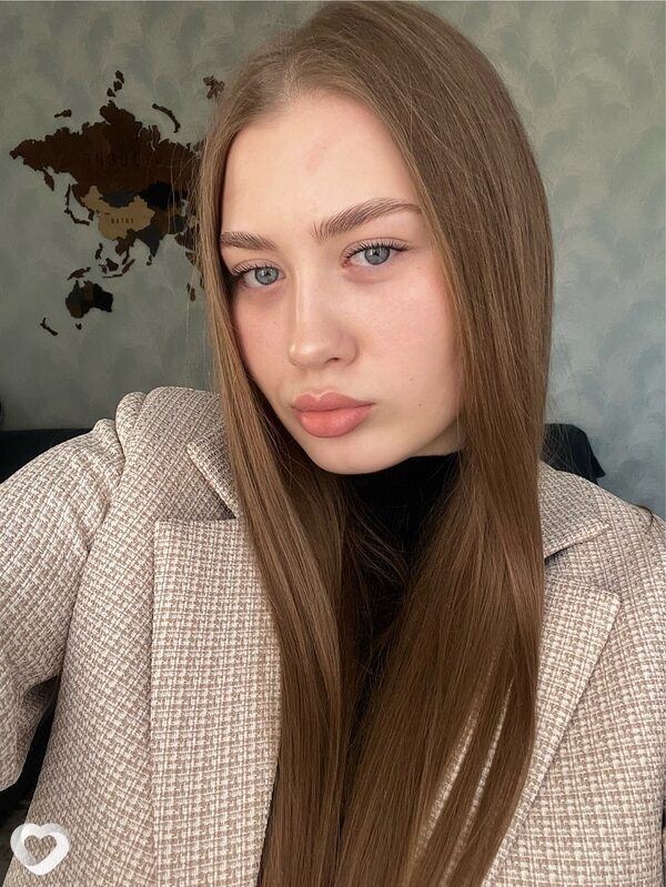 Анастасия, 19, Новосибирске — анкета №2251735