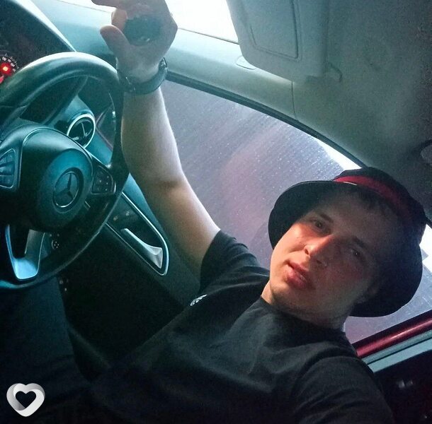 Максим, 23, Чехове — анкета №2251844