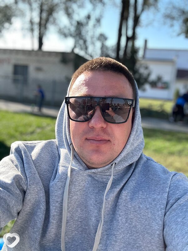 Виталий, 28, Новороссийске — анкета №2251426