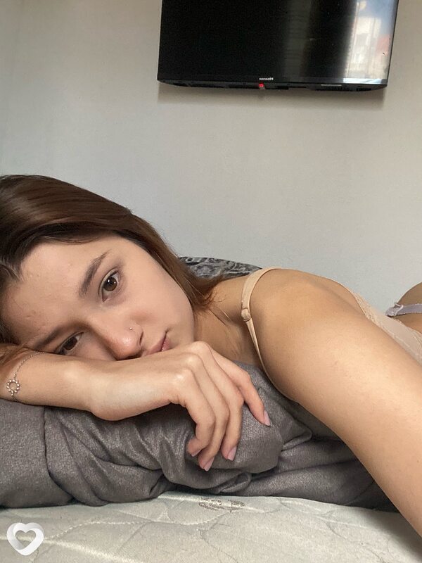Виола, 20, Ялте — анкета №2252781