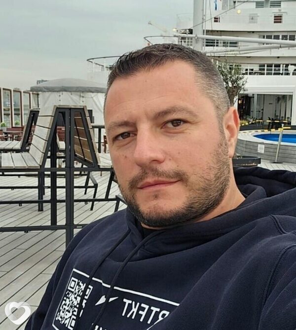 Serg, Париж