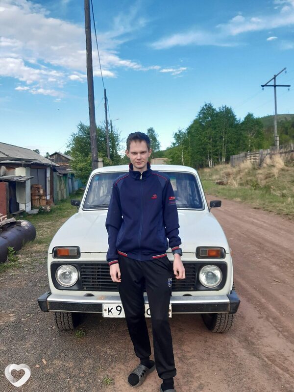 Влад, 26, Братске — анкета №2253857