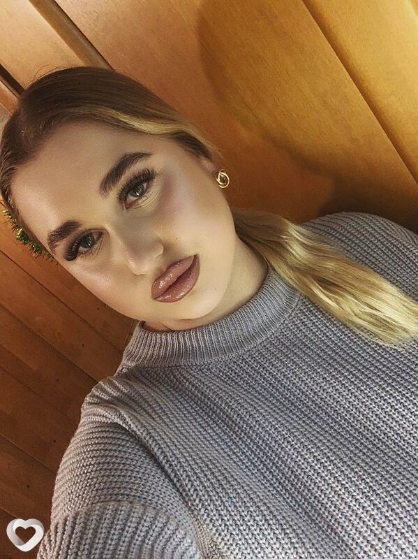 Арина, 19, Кемерове — анкета №2254435