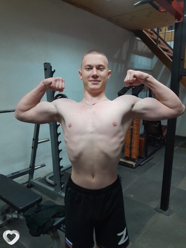 Дмитрий, 19, Казани — анкета №2254825