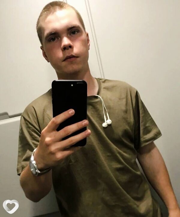 Александр, 22, Иркутске — анкета №2255048