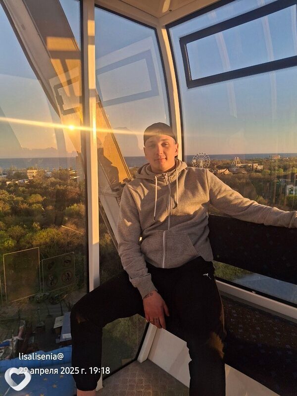Володя, 26, Евпатории — анкета №2255300
