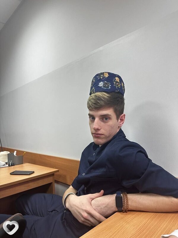 Александр, 22, Минске — анкета №2255936