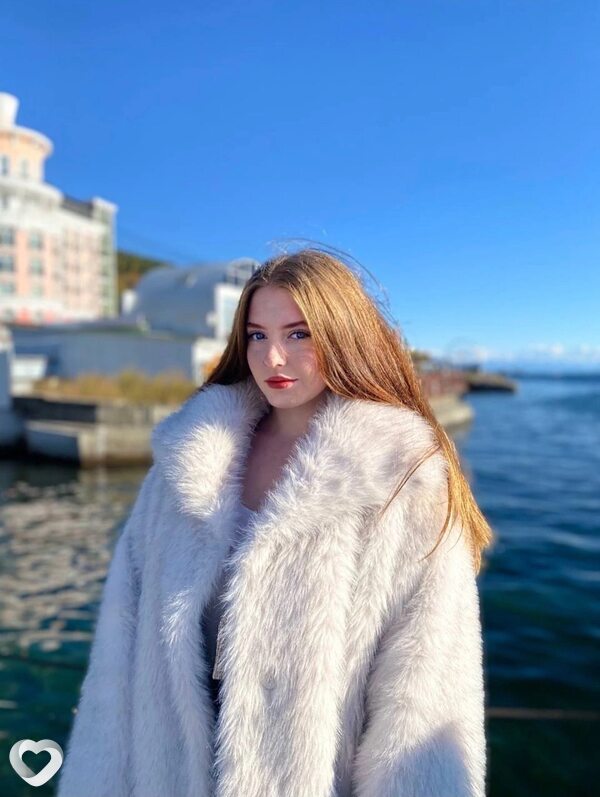 Ангелина, 20, Иркутске — анкета №2255740