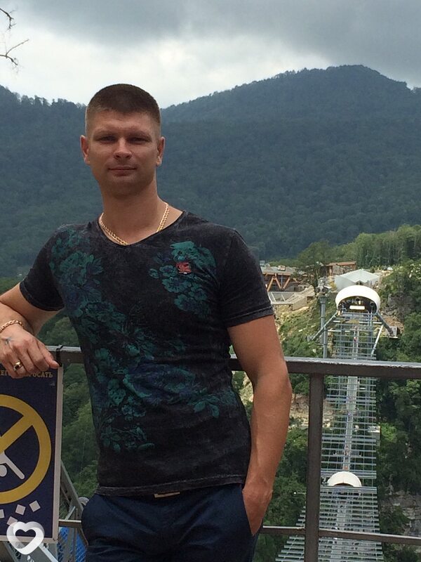Олег, 28, Калининграде — анкета №2256542