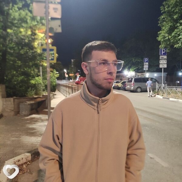 Артур, 24, Москве — анкета №2257350