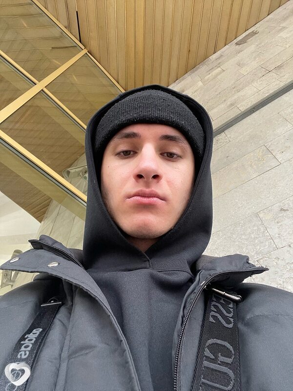 Амир, 22, Москве — анкета №2257433