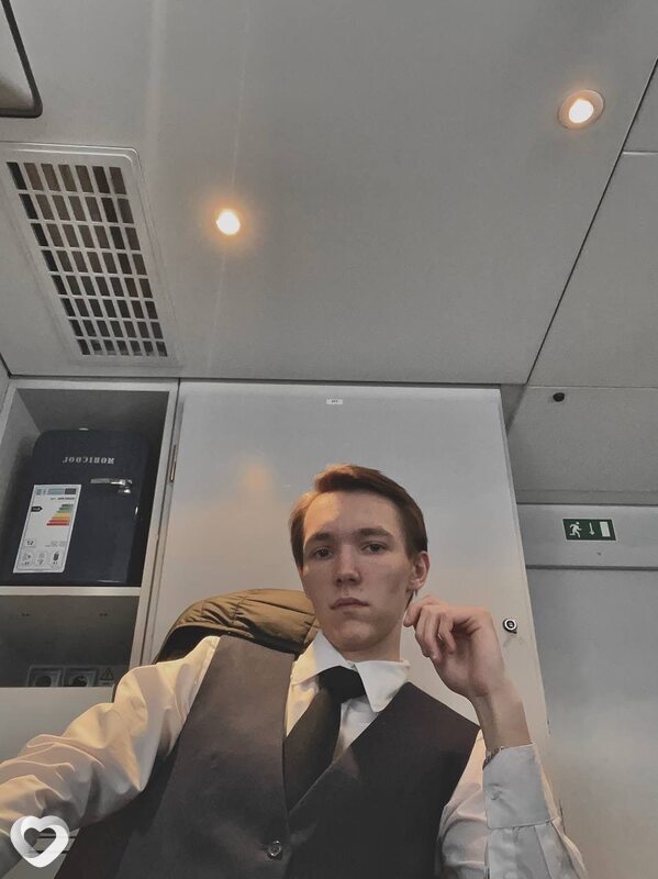 Виталий, 22, Москве — анкета №2257772
