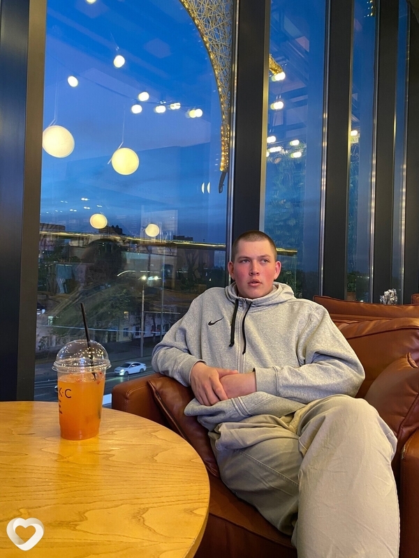 Константин, 21, Москве — анкета №2258098