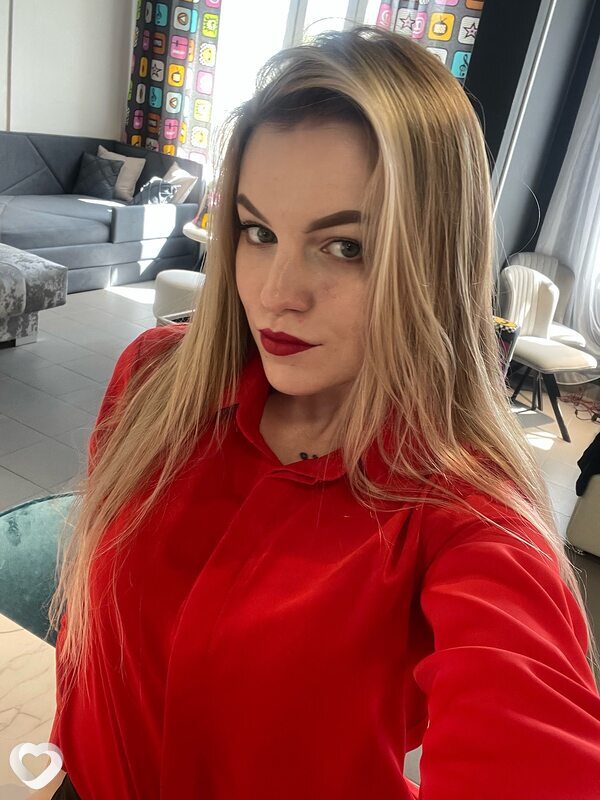 Полина, 23, Ангарске — анкета №2258851