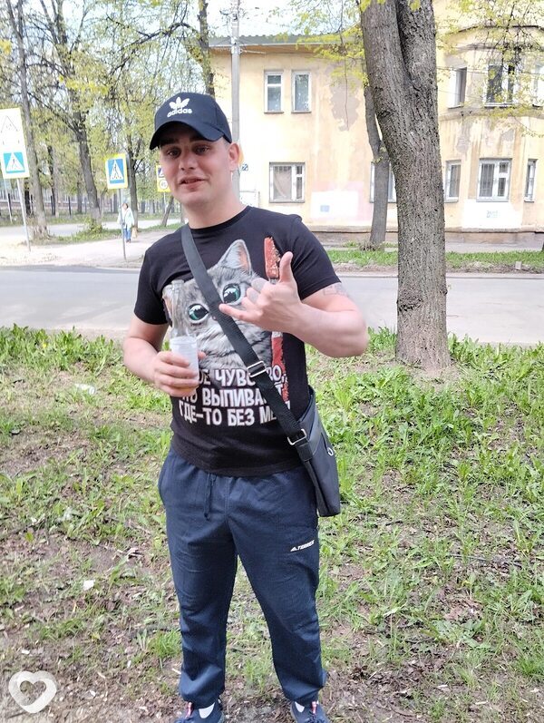 Михаил, 31, Пскове — анкета №2259124