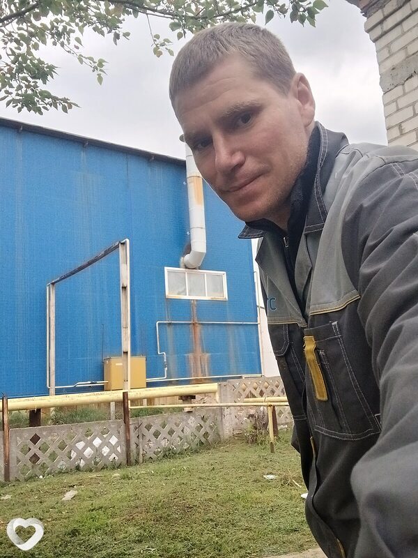 Виктор, 32, Новоалександровске — анкета №2259055