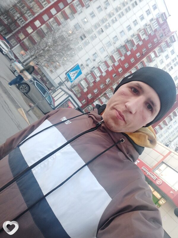 Роман, 26, Москве — анкета №2259086