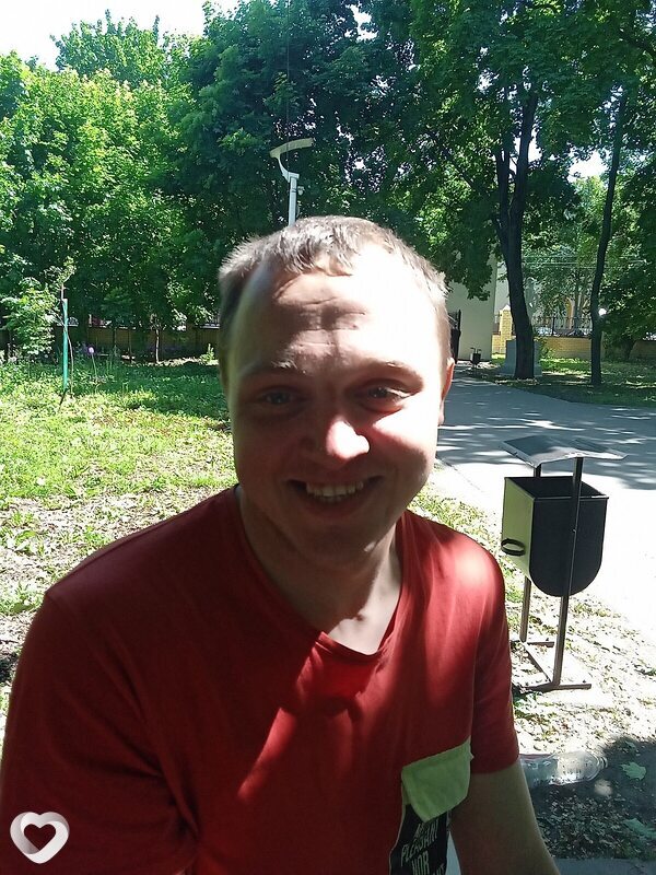 Михаил, 33, Кузнецке — анкета №2259321