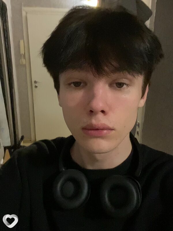 Ромчик, 20, Петрозаводске — анкета №2259322