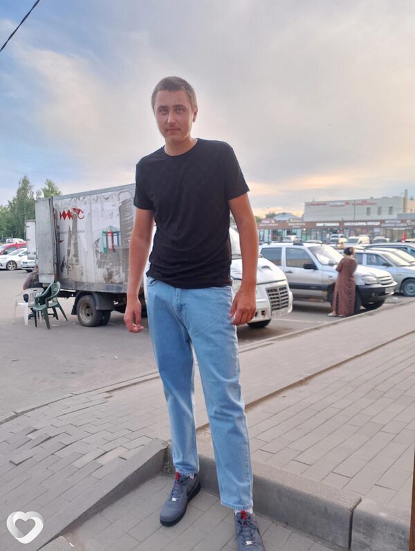 Дмитрий, 23, Москве — анкета №2260078