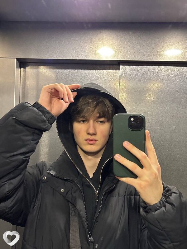 Дима, 26, Красногорске — анкета №2260016