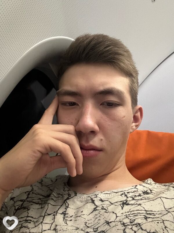 Александр, 23, Барнауле — анкета №2260331
