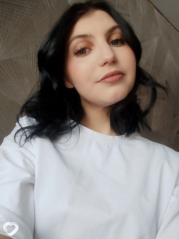 Арина, 20, Котласе — анкета №2260475