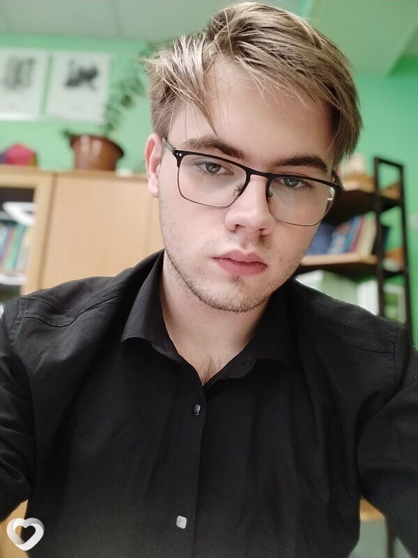 Вадим, 21, Сургуте — анкета №2260798