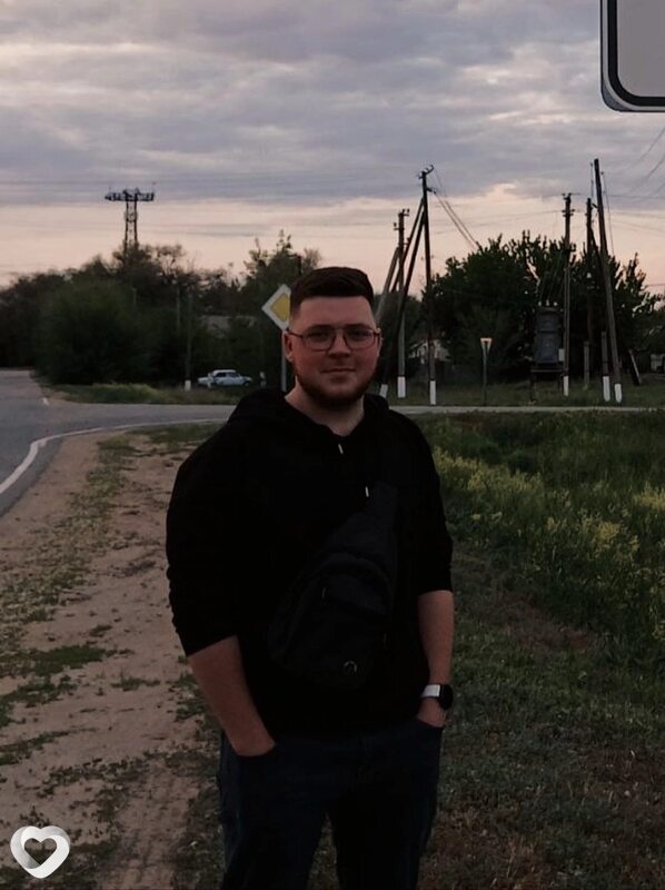 Артём, 21, Саратове — анкета №2261282