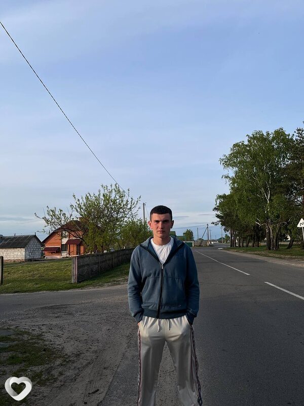 Борис, 20, Пинске — анкета №2262170