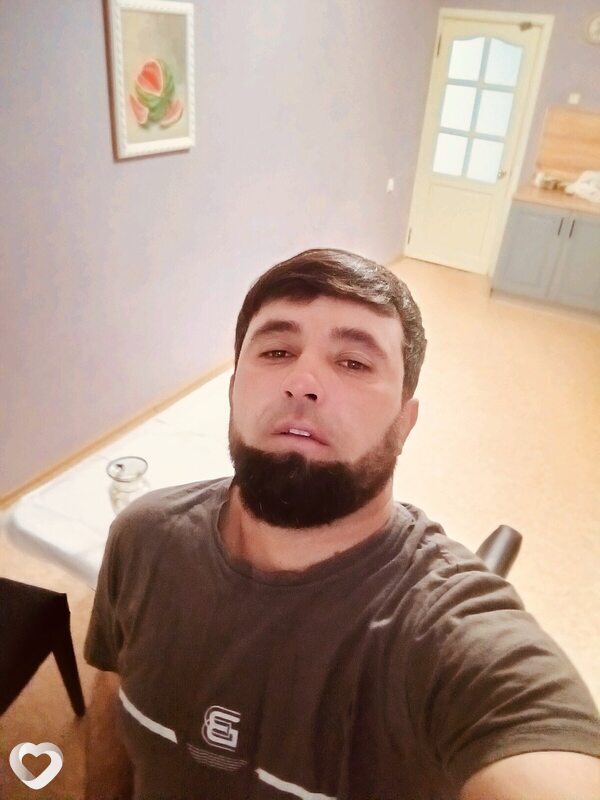 Комрон, Салехард