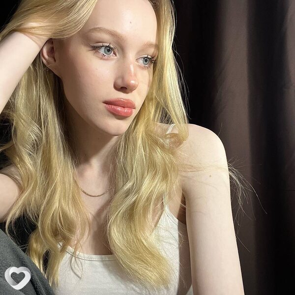 Катя, 27, Москве — анкета №2262252