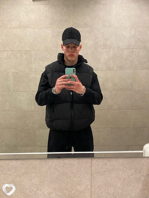 Егор, 23, Москве — анкета №2262312
