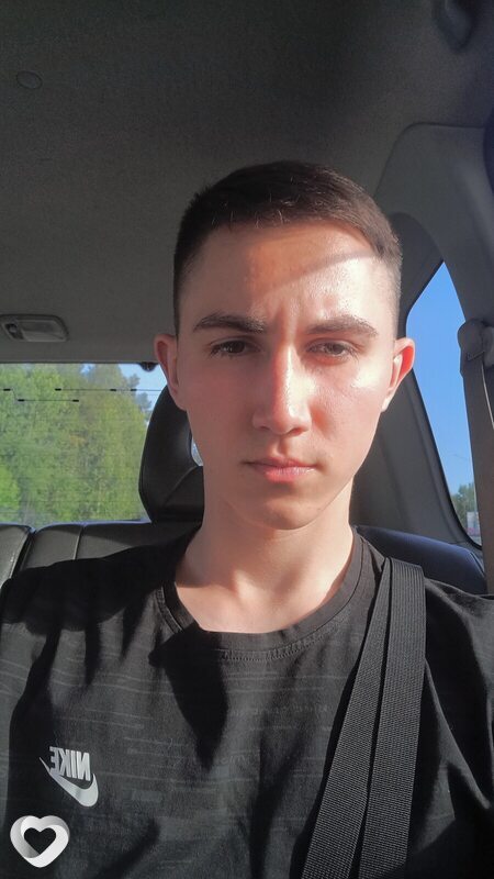 Михаил, 19, Орёл — анкета №2263283